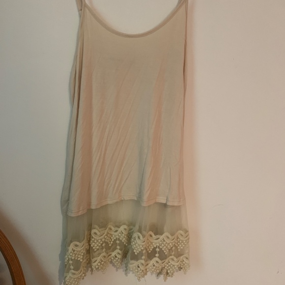NWOT WOMENS ORIGAMI LACE/CROCHET TUNIC AND TANK M/L - Picture 7 of 7